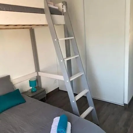 La Petite Escapade Apartment *
