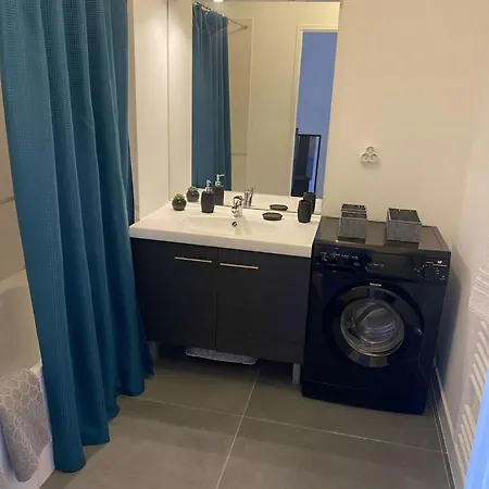 La Petite Escapade Apartment *